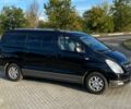 Черный Хендай Н1 (Старекс), объемом двигателя 2.5 л и пробегом 350 тыс. км за 12000 $, фото 3 на Automoto.ua