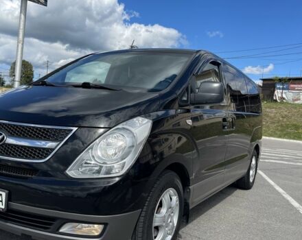 Чорний Хендай Н1 (Старекс), об'ємом двигуна 2.5 л та пробігом 220 тис. км за 14900 $, фото 7 на Automoto.ua