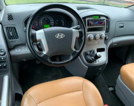 Чорний Хендай Н1 (Старекс), об'ємом двигуна 2.5 л та пробігом 231 тис. км за 6900 $, фото 9 на Automoto.ua