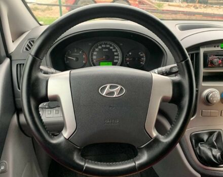 Чорний Хендай Н1 (Старекс), об'ємом двигуна 2.5 л та пробігом 231 тис. км за 6900 $, фото 8 на Automoto.ua