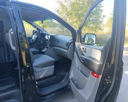 Черный Хендай Н1 (Старекс), объемом двигателя 2.5 л и пробегом 224 тыс. км за 14999 $, фото 8 на Automoto.ua