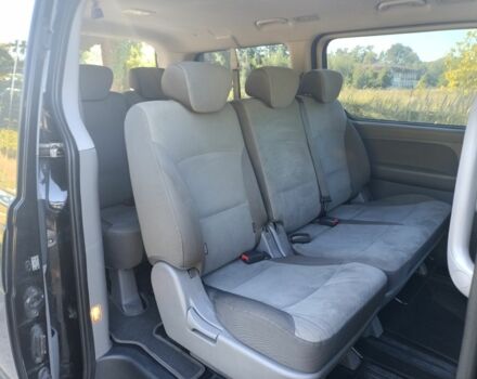 Черный Хендай Н1 (Старекс), объемом двигателя 2.5 л и пробегом 224 тыс. км за 14999 $, фото 7 на Automoto.ua