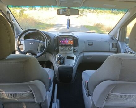 Черный Хендай Н1 (Старекс), объемом двигателя 2.5 л и пробегом 224 тыс. км за 14999 $, фото 16 на Automoto.ua