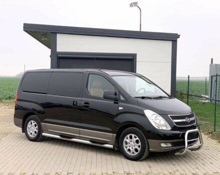 Чорний Хендай Н1 (Старекс), об'ємом двигуна 2.5 л та пробігом 231 тис. км за 6900 $, фото 1 на Automoto.ua