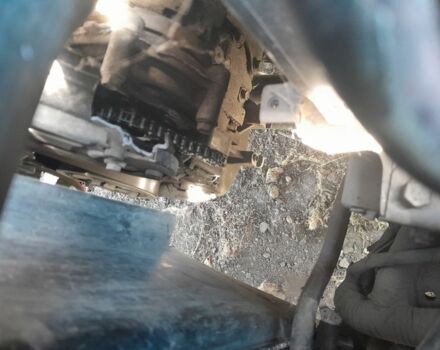 Красный Хендай Н1 (Старекс), объемом двигателя 2.5 л и пробегом 232 тыс. км за 3500 $, фото 4 на Automoto.ua