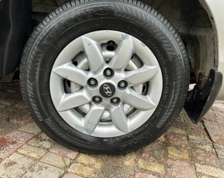 Сірий Хендай Н1 (Старекс), об'ємом двигуна 2.5 л та пробігом 192 тис. км за 5200 $, фото 5 на Automoto.ua