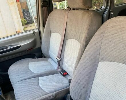 Серый Хендай Н1 (Старекс), объемом двигателя 2.5 л и пробегом 311 тыс. км за 3500 $, фото 4 на Automoto.ua