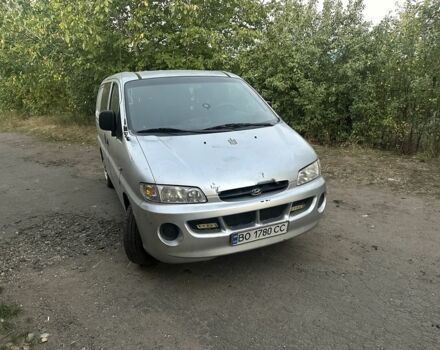 Сірий Хендай Н1 (Старекс), об'ємом двигуна 2.5 л та пробігом 333 тис. км за 2000 $, фото 4 на Automoto.ua