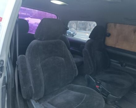 Серый Хендай Н1 (Старекс), объемом двигателя 2.5 л и пробегом 300 тыс. км за 4600 $, фото 5 на Automoto.ua