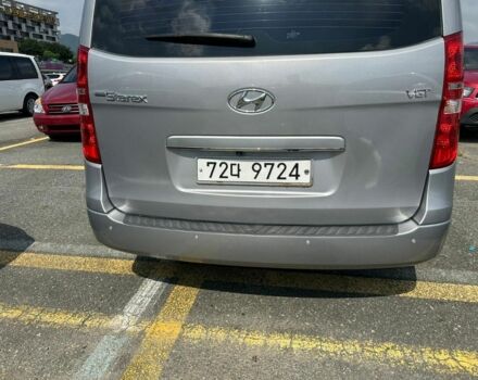 Серый Хендай Н1 (Старекс), объемом двигателя 2.5 л и пробегом 196 тыс. км за 14500 $, фото 7 на Automoto.ua