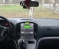 Сірий Хендай Н1 (Старекс), об'ємом двигуна 2.5 л та пробігом 216 тис. км за 12500 $, фото 6 на Automoto.ua