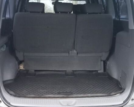 Сірий Хендай Н1 (Старекс), об'ємом двигуна 2.5 л та пробігом 216 тис. км за 12500 $, фото 4 на Automoto.ua