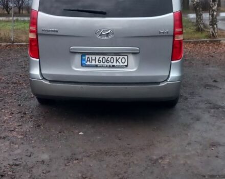 Сірий Хендай Н1 (Старекс), об'ємом двигуна 2.5 л та пробігом 216 тис. км за 12500 $, фото 3 на Automoto.ua