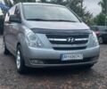 Сірий Хендай Н1 (Старекс), об'ємом двигуна 2.5 л та пробігом 216 тис. км за 12500 $, фото 1 на Automoto.ua