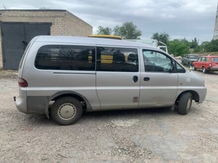 Хендай Н1 (Старекс) 2000 в Херсоне на Automoto.ua Серый Хендай Н1 (Старекс), объемом двигателя 0 л и пробегом 269 тыс. км за 2300 $, фото 1 на Automoto.ua