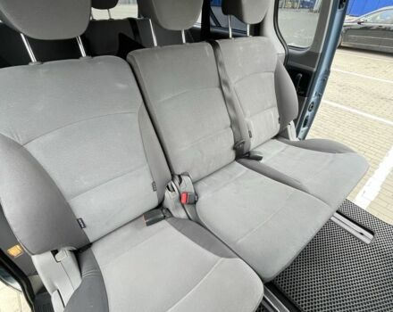Синій Хендай Н1 (Старекс), об'ємом двигуна 2.5 л та пробігом 295 тис. км за 10400 $, фото 3 на Automoto.ua