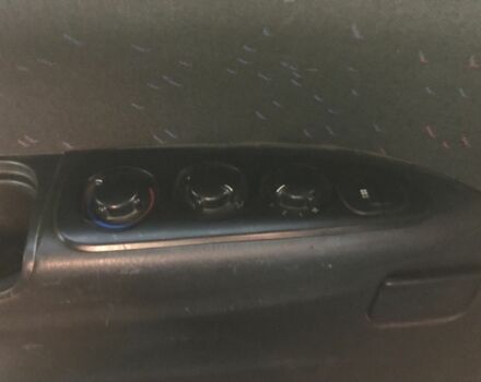 Зеленый Хендай Н1 (Старекс), объемом двигателя 2.5 л и пробегом 287 тыс. км за 4000 $, фото 10 на Automoto.ua