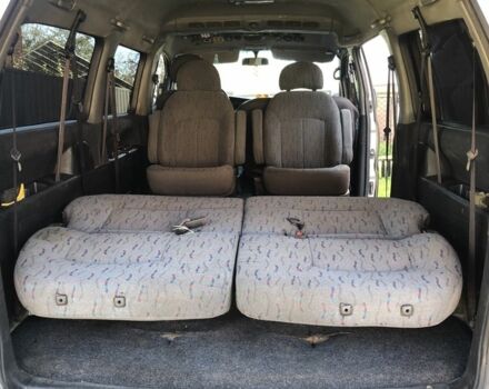 Зеленый Хендай Н1 (Старекс), объемом двигателя 2.5 л и пробегом 287 тыс. км за 4000 $, фото 3 на Automoto.ua