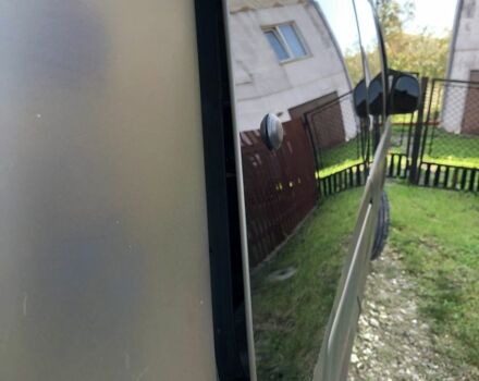 Зеленый Хендай Н1 (Старекс), объемом двигателя 2.5 л и пробегом 287 тыс. км за 4000 $, фото 9 на Automoto.ua