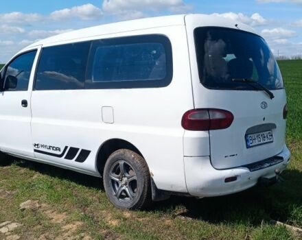 Білий Хендай Н 100, об'ємом двигуна 2.5 л та пробігом 363 тис. км за 3755 $, фото 3 на Automoto.ua