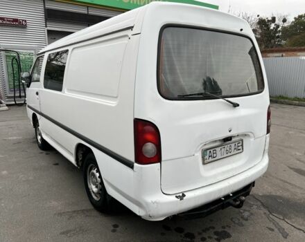 Белый Хендай Н 100, объемом двигателя 2.5 л и пробегом 310 тыс. км за 1950 $, фото 5 на Automoto.ua