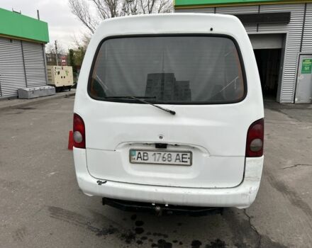 Белый Хендай Н 100, объемом двигателя 2.5 л и пробегом 310 тыс. км за 1950 $, фото 4 на Automoto.ua