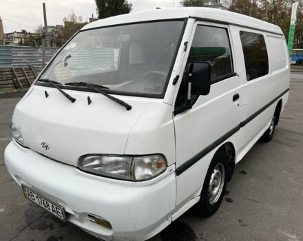 Белый Хендай Н 100, объемом двигателя 2.5 л и пробегом 310 тыс. км за 1950 $, фото 8 на Automoto.ua