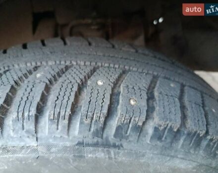 Белый Хендай Н 100, объемом двигателя 2.48 л и пробегом 250 тыс. км за 2200 $, фото 15 на Automoto.ua