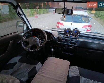 Белый Хендай Н 100, объемом двигателя 2.48 л и пробегом 250 тыс. км за 2200 $, фото 8 на Automoto.ua