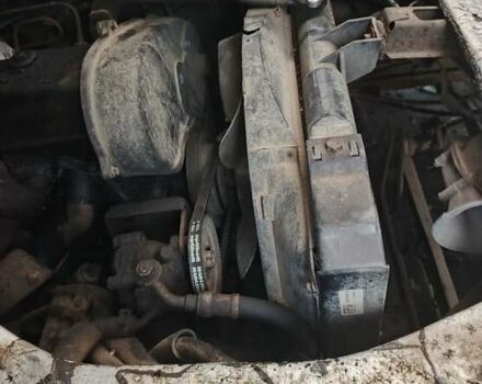 Білий Хендай Н 100, об'ємом двигуна 2.48 л та пробігом 400 тис. км за 1200 $, фото 4 на Automoto.ua