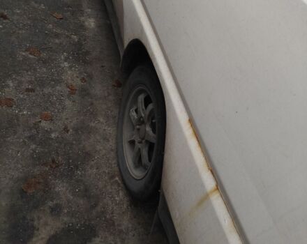 Білий Хендай Н 100, об'ємом двигуна 2.5 л та пробігом 400 тис. км за 1400 $, фото 4 на Automoto.ua