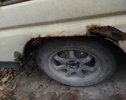 Білий Хендай Н 100, об'ємом двигуна 2.5 л та пробігом 400 тис. км за 1400 $, фото 7 на Automoto.ua