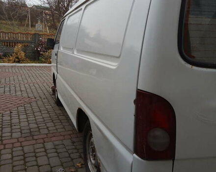 Белый Хендай Н 100, объемом двигателя 2.5 л и пробегом 270 тыс. км за 2500 $, фото 6 на Automoto.ua