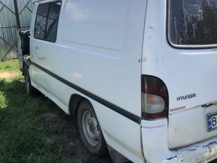 Хендай Н 100 1995 в Сумах на Automoto.ua Белый Хендай Н 100, объемом двигателя 2.5 л и пробегом 480 тыс. км за 966 $, фото 1 на Automoto.ua