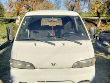 Хендай Н 100 1997 у Одесі на Automoto.ua Білий Хендай Н 100, об'ємом двигуна 2.5 л та пробігом 3 тис. км за 2500 $, фото 1 на Automoto.ua