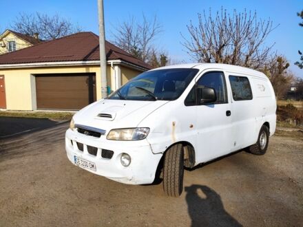 Білий Хендай Н 100, об'ємом двигуна 2 л та пробігом 200 тис. км за 2100 $, фото 1 на Automoto.ua