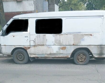 Белый Хендай Н 100, объемом двигателя 0 л и пробегом 250 тыс. км за 1164 $, фото 1 на Automoto.ua