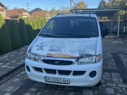 Белый Хендай Н 100, объемом двигателя 2.5 л и пробегом 335 тыс. км за 3094 $, фото 1 на Automoto.ua