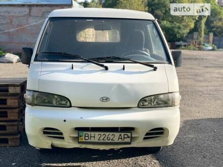 Хендай Н 100 2001 в Одессе на Automoto.ua Белый Хендай Н 100, объемом двигателя 2.5 л и пробегом 440 тыс. км за 2800 $, фото 1 на Automoto.ua
