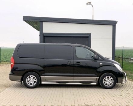 Черный Хендай Н 100, объемом двигателя 2.5 л и пробегом 231 тыс. км за 7100 $, фото 3 на Automoto.ua