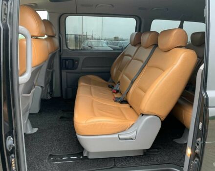 Черный Хендай Н 100, объемом двигателя 2.5 л и пробегом 231 тыс. км за 7100 $, фото 15 на Automoto.ua