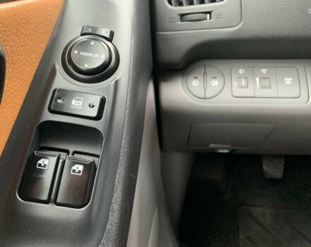 Черный Хендай Н 100, объемом двигателя 2.5 л и пробегом 231 тыс. км за 7100 $, фото 19 на Automoto.ua