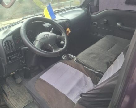 Фиолетовый Хендай Н 100, объемом двигателя 2.5 л и пробегом 277 тыс. км за 2500 $, фото 2 на Automoto.ua