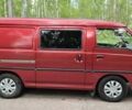 Красный Хендай Н 100, объемом двигателя 2.5 л и пробегом 319 тыс. км за 3500 $, фото 1 на Automoto.ua