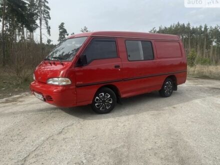 Хендай Н 100 1999 у Калиновке на Automoto.ua Червоний Хендай Н 100, об'ємом двигуна 2.5 л та пробігом 187 тис. км за 3300 $, фото 1 на Automoto.ua