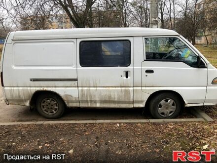 Хендай Н 100, об'ємом двигуна 2.5 л та пробігом 380 тис. км за 2000 $, фото 1 на Automoto.ua