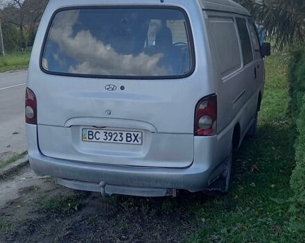 Серый Хендай Н 100, объемом двигателя 2.5 л и пробегом 380 тыс. км за 2100 $, фото 1 на Automoto.ua