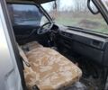Серый Хендай Н 100, объемом двигателя 2.5 л и пробегом 300 тыс. км за 39500 $, фото 3 на Automoto.ua