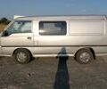 Серый Хендай Н 100, объемом двигателя 2.5 л и пробегом 515 тыс. км за 2400 $, фото 4 на Automoto.ua