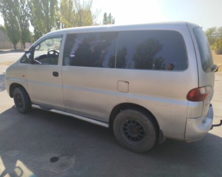 Серый Хендай Н 100, объемом двигателя 2.5 л и пробегом 480 тыс. км за 4000 $, фото 3 на Automoto.ua